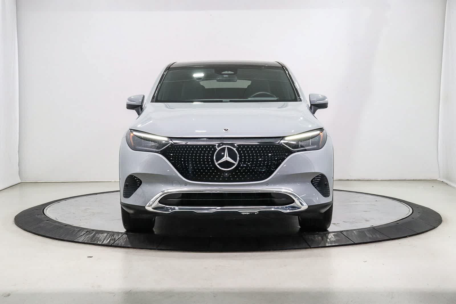 Used 2024 Mercedes-Benz EQE 350+ SUV image 6