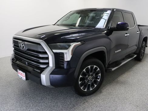 Used 2023 Toyota Tundra Limited w/ Power Package AWD/4WD image 2