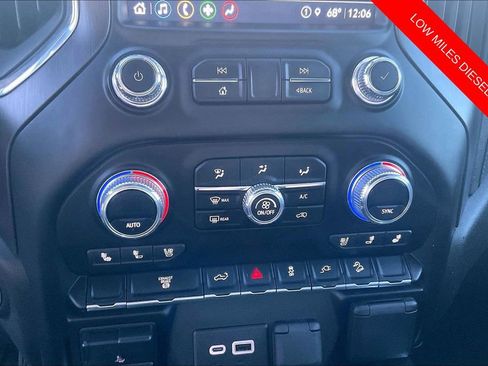 Used 2023 GMC Sierra 2500 AT4 w/ Gooseneck/5TH Wheel Package AWD/4WD image 31
