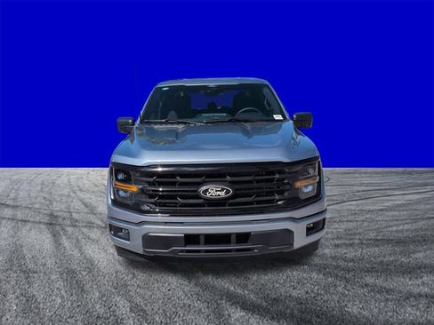 New 2026 Ford F150 XLT w/ XLT Black Appearance Package RWD image 9