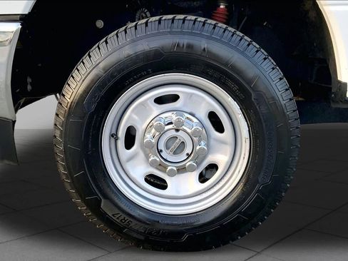 Used 2019 Ford F250 XL w/ XL Value Package AWD/4WD image 10