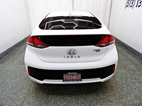 Used 2019 Hyundai Ioniq Blue FWD image 5