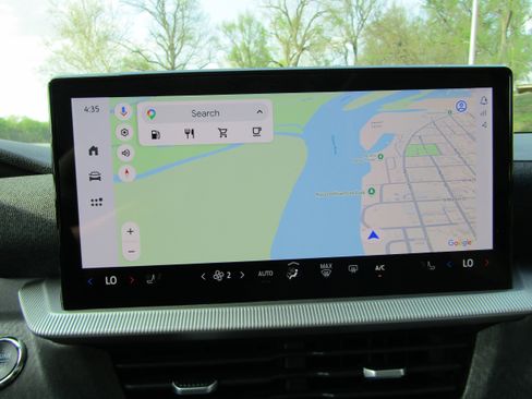 Used 2025 Ford Explorer Platinum w/ Ultimate Package image 26