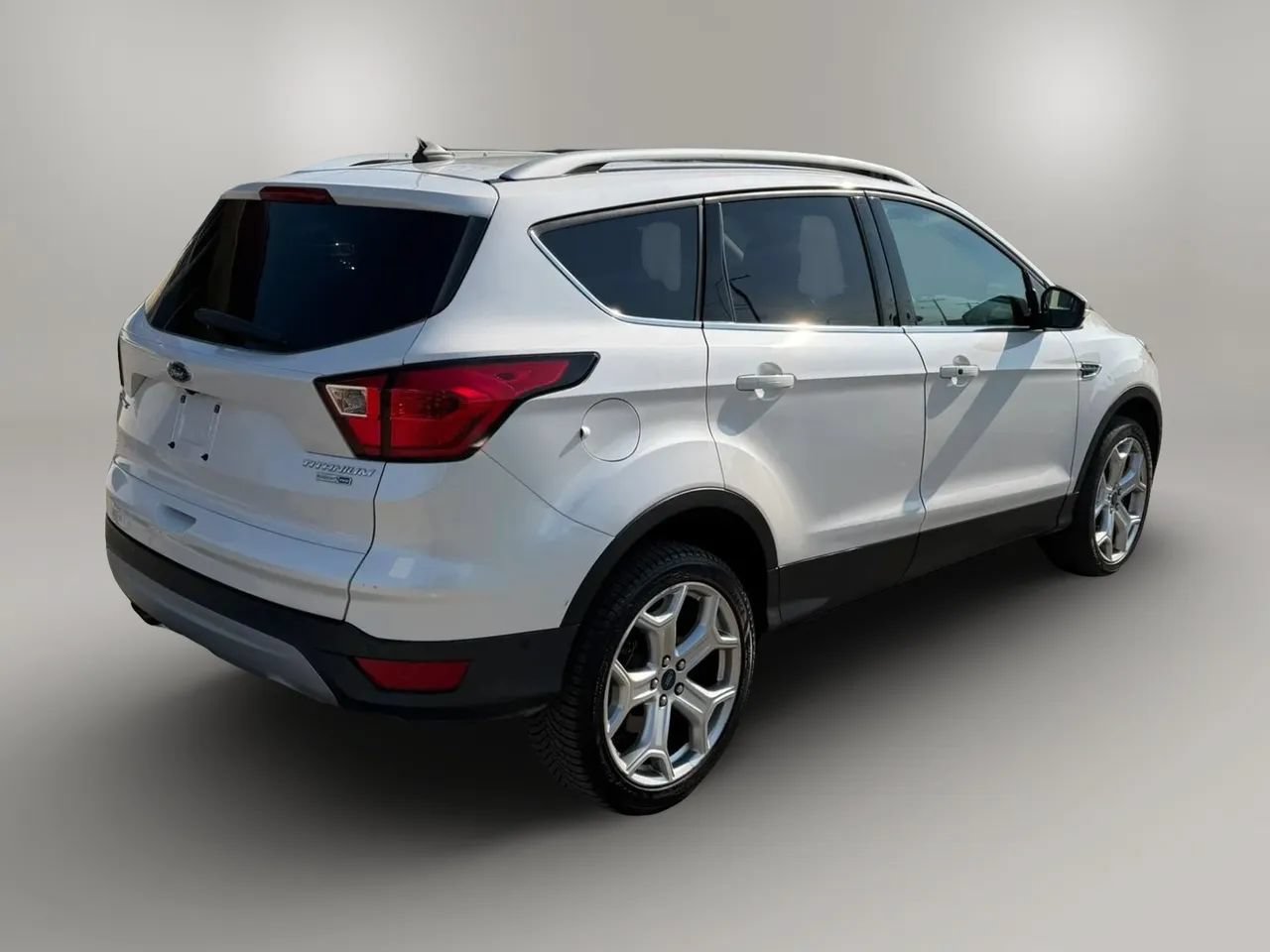 Used 2019 Ford Escape Titanium AWD/4WD image 8