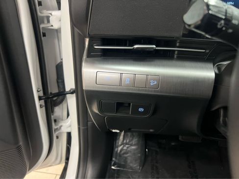New 2026 Hyundai Kona SEL Premium AWD/4WD image 22