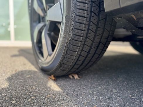 Certified 2023 Audi Q5 2.0T Premium Plus image 9