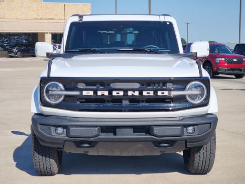 Used 2025 Ford Bronco Outer Banks AWD/4WD image 6