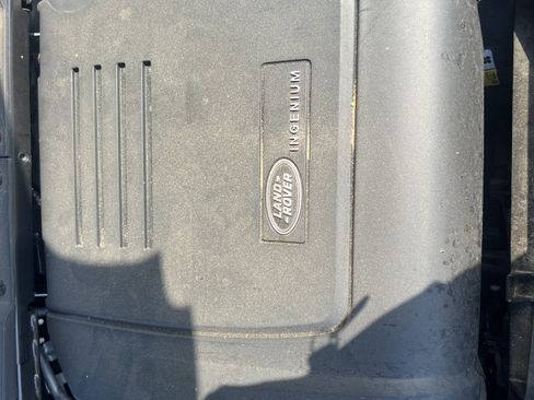 Used 2022 Land Rover Defender 110 S AWD/4WD image 36