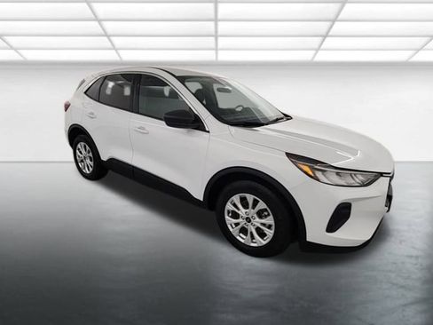 Used 2023 Ford Escape Active image 9
