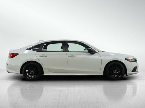 Used 2023 Honda Civic Sport image 6