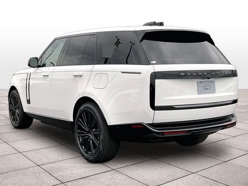 New 2026 Land Rover Range Rover SE image 3