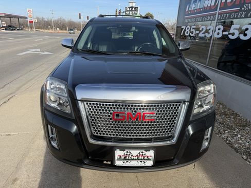 Used 2014 GMC Terrain Denali w/ Cargo Package image 3