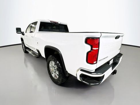 Used 2024 Chevrolet Silverado 3500 High Country w/ High Country Premium Package AWD/4WD image 6