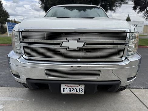 Used 2012 Chevrolet Silverado 2500 LTZ w/ LTZ Plus Package image 5