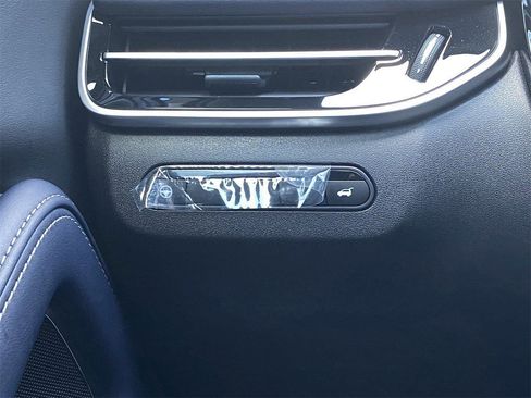 New 2026 INFINITI QX60 Sport w/ Dark Cargo Package image 20