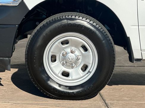 Used 2016 RAM 1500 Tradesman image 29