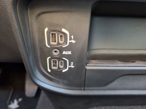 Used 2023 RAM 3500 Tradesman image 29