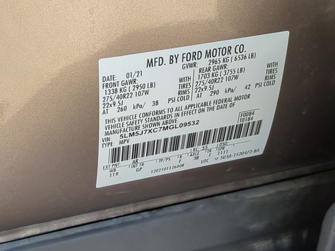 Used 2021 Lincoln Aviator Reserve w/ Equipment Group 202A AWD/4WD image 34