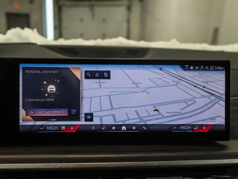 Certified 2025 BMW X5 xDrive50e image 15