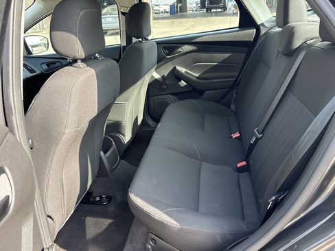 Used 2018 Ford Focus S FWD image 23