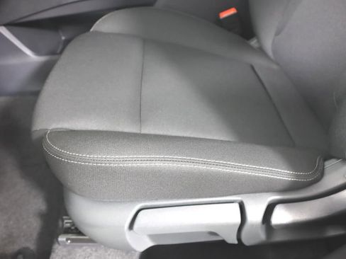 Certified 2025 Nissan Rogue S image 22