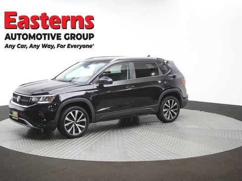 Used 2024 Volkswagen Taos SE FWD image 54