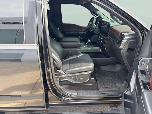 Used 2021 Ford F150 Lariat w/ Equipment Group 502A High image 12