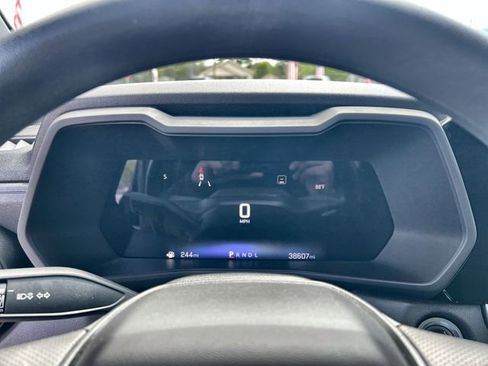 Certified 2023 Chevrolet Colorado W/T image 12