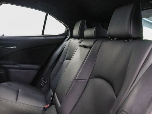 Certified 2025 Lexus UX 300h FWD w/ Accessory Package (Z2) image 19