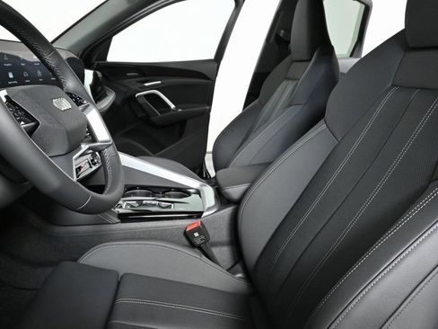 New 2025 Audi Q5 Premium Plus w/ Premium Plus AWD/4WD image 5