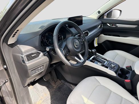 Used 2025 MAZDA CX-5 AWD 2.5 S w/ Premium Plus Pkg image 9