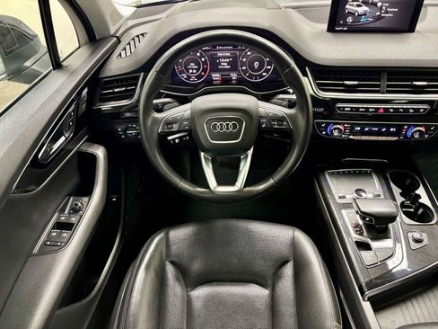 Used 2019 Audi Q7 3.0T Prestige AWD/4WD image 2