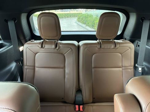 Used 2023 Lincoln Aviator Reserve w/ Equipment Group 201A RWD image 24