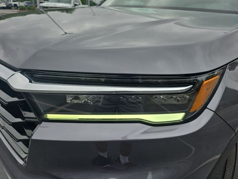 Used 2023 Honda Pilot Touring image 33