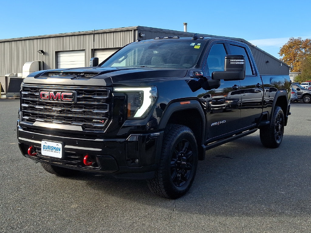 Used 2026 GMC Sierra 2500 AT4 w/ AT4 Premium Plus Package AWD/4WD image 3