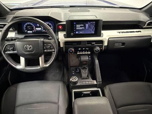 Used 2024 Toyota Tacoma TRD Off-Road AWD/4WD image 17