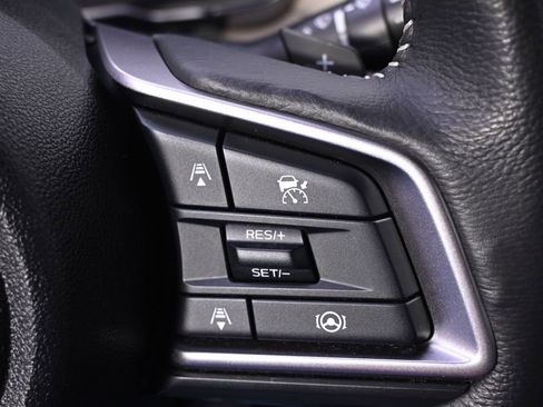 Certified 2025 Subaru Outback Limited image 34