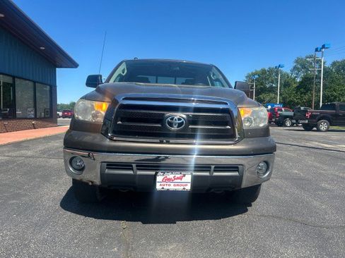 Used 2010 Toyota Tundra 4x4 Double Cab image 3