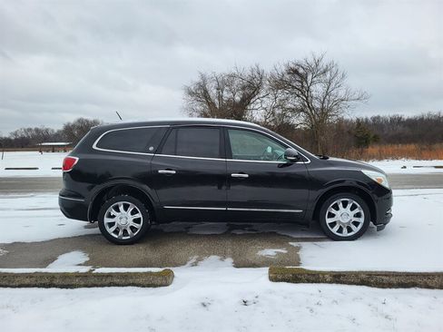 Used 2017 Buick Enclave Leather w/ Trailering Package image 6
