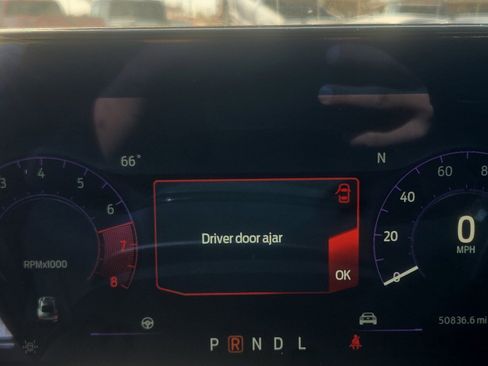 Used 2024 Ford Mustang Ecoboost Convertible image 11