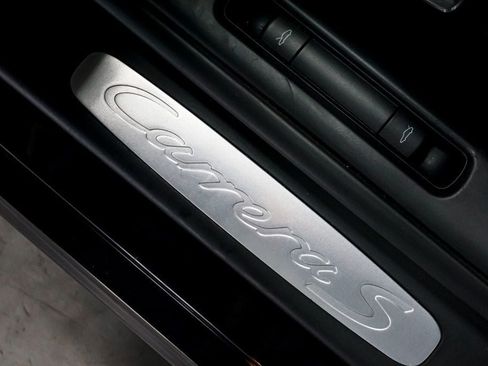 Used 2006 Porsche 911 Carrera S RWD image 45