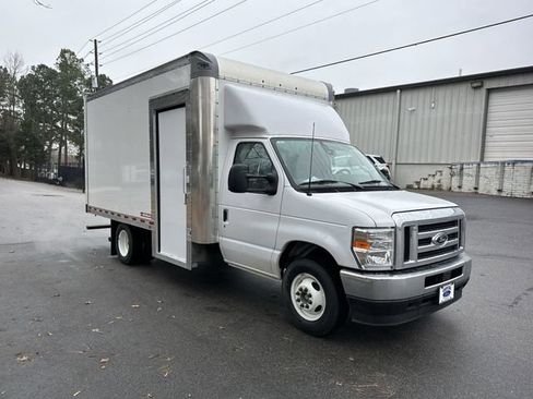 New 2025 Ford E-350 and Econoline 350 Super Duty w/ Driver's Safety Package image 2