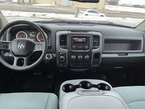 Used 2018 RAM 1500 Express image 27