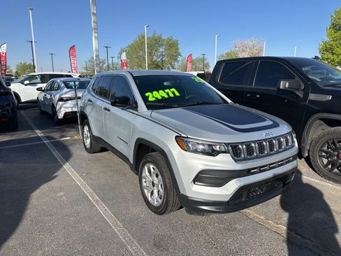 Used 2025 Jeep Compass Sport w/ Mopar Graphics Package image 1