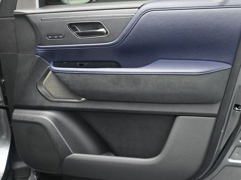 New 2026 INFINITI QX80 4WD image 43