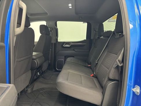 Used 2025 Chevrolet Silverado 1500 LT AWD/4WD image 28