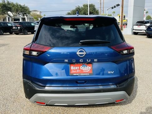 Certified 2023 Nissan Rogue SV image 5