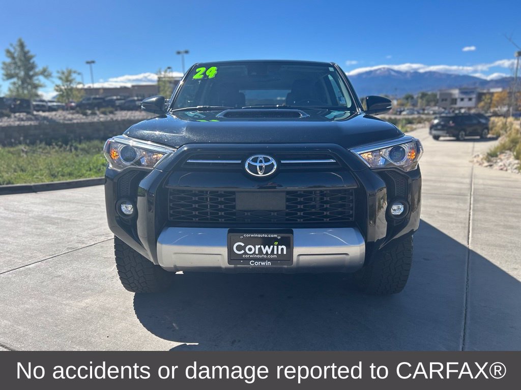 Used 2024 Toyota 4Runner TRD Off-Road Premium AWD/4WD image 2