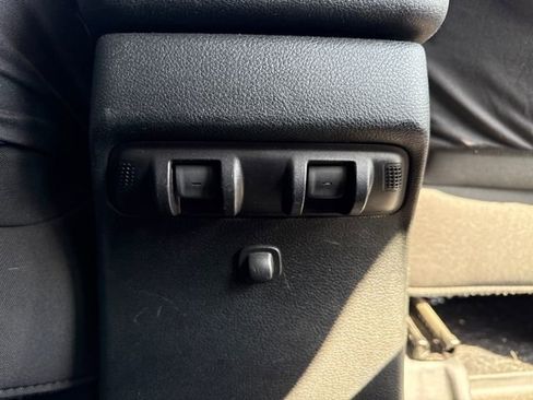 Used 2018 Jeep Wrangler Unlimited Sport S image 21