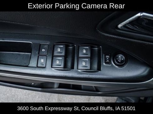 Used 2018 Chevrolet Colorado LT AWD/4WD image 18